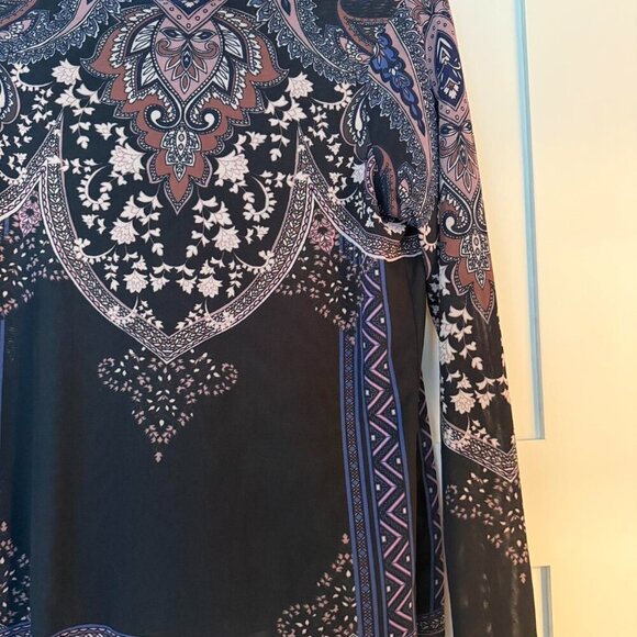 Hale Bb Sheer Long Sleeve turtleneck - Picture 3 of 3